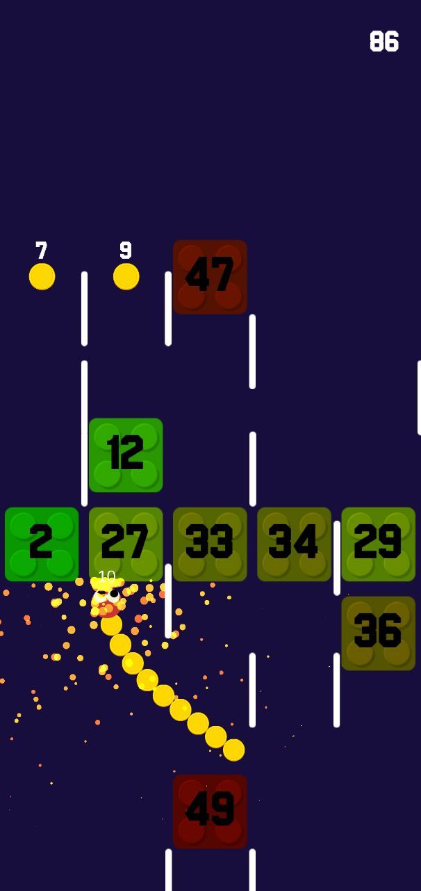 贪吃蛇大作战（注：“贪吃蛇大作战”是常见的类似游戏名，若仅直译是“蛇攻击” ）